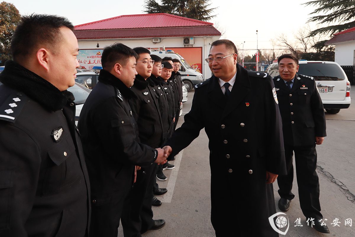 鲁文明检查指导春节安保工作 慰问一线执勤民警和辅警